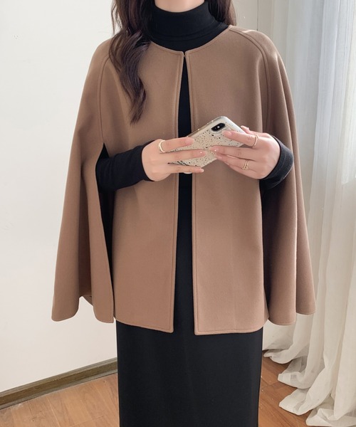 ABITOKYO（アビトーキョー）の「スリットノーカラーケープポンチョコート（ポンチョ・レディース・ブラック/モカ/アイボリー/ブラック系その他/ベージュ系その他・M/L）」の17枚目の写真