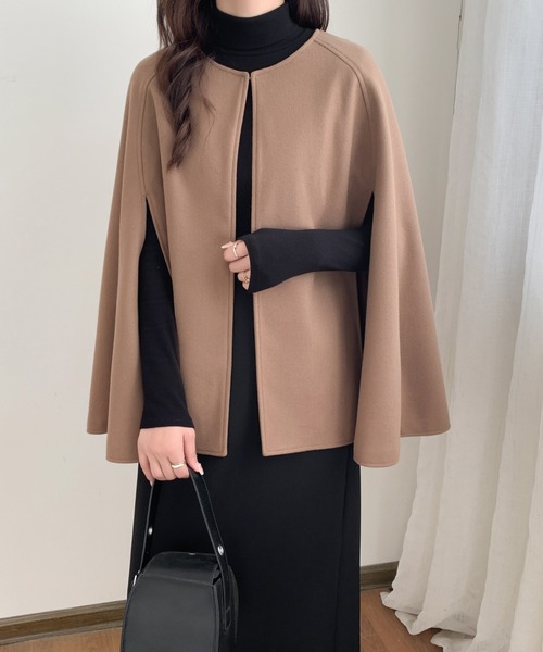 ABITOKYO（アビトーキョー）の「スリットノーカラーケープポンチョコート（ポンチョ・レディース・ブラック/モカ/アイボリー/ブラック系その他/ベージュ系その他・M/L）」の19枚目の写真