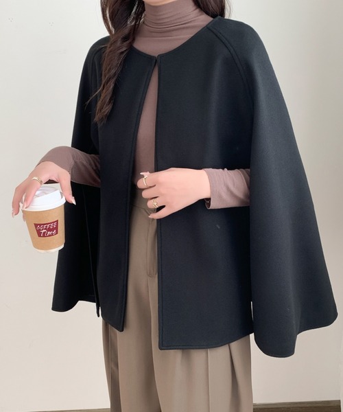 ABITOKYO（アビトーキョー）の「スリットノーカラーケープポンチョコート（ポンチョ・レディース・ブラック/モカ/アイボリー/ブラック系その他/ベージュ系その他・M/L）」の14枚目の写真