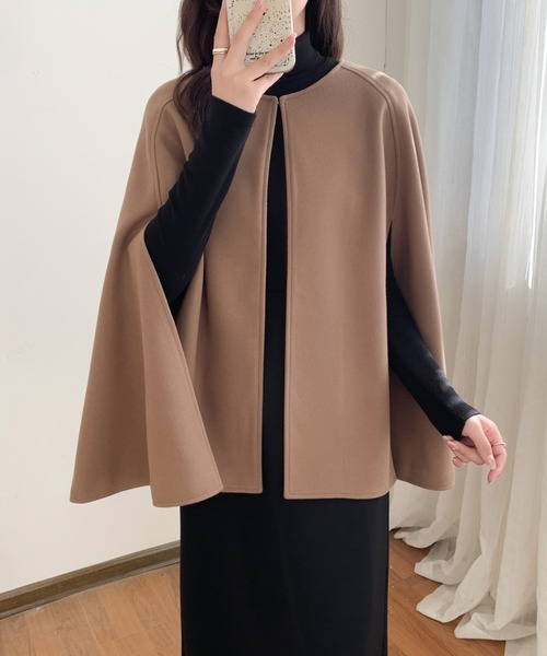 ABITOKYO（アビトーキョー）の「スリットノーカラーケープポンチョコート（ポンチョ・レディース・ブラック/モカ/アイボリー/ブラック系その他/ベージュ系その他・M/L）」の20枚目の写真