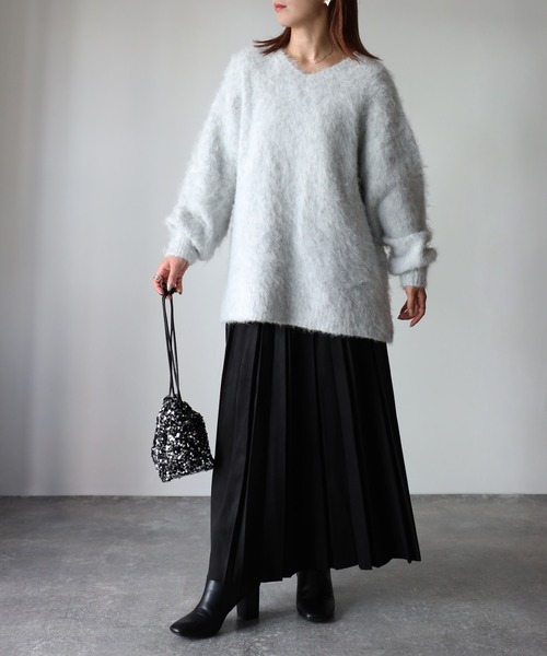 Riberry(リベリー)の「スエードランダムプリーツスカート(スカート・レディース・グレー/ブラウン/ブラック/モカ/アイボリー・MEDIUM)」の10枚目の写真