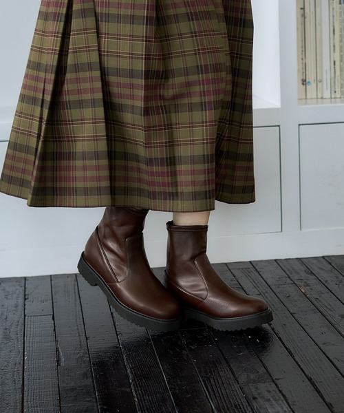 studio CLIP（スタディオクリップ）の「消臭・抗菌防臭】柔らかあったかストレッチブーツ[S～LLサイズ展開]（ブーツ・レディース・ブラウン/アイボリー/ブラック・X-LARGE/LARGE/MEDIUM/SMALL）」の4枚目の写真