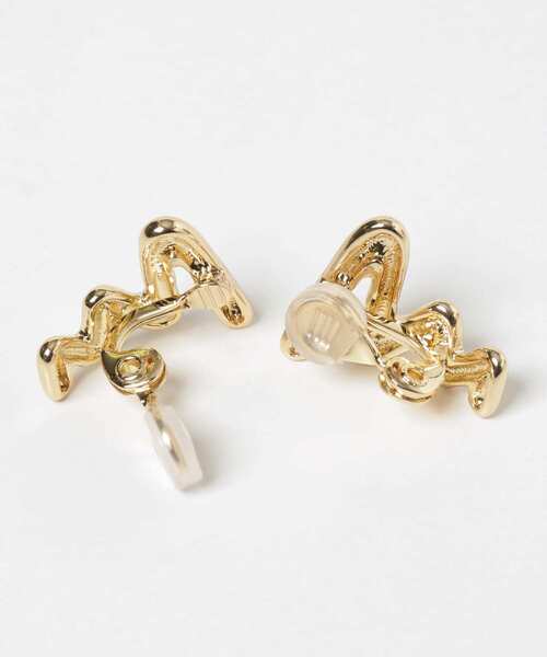 SMELLY（スメリー）の「ワイディングメタルイヤリング（イヤリング・レディース・ゴールド・-）」の6枚目の写真