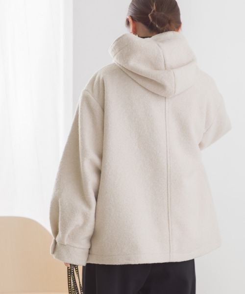 OMNES（オムネス）の「リングフェイクウールショートダッフルコート（ダッフルコート・レディース・ブラウン/アイボリー/ブラック・FREE）」の6枚目の写真