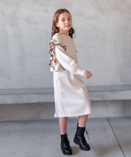GLOBAL WORK（グローバルワーク）の「2セットフリルニットワンピース/979654（ワンピース・キッズ・ブラック/アイボリー・120cm/130cm/110cm/150cm/160cm/100cm/140cm）」の4枚目の写真