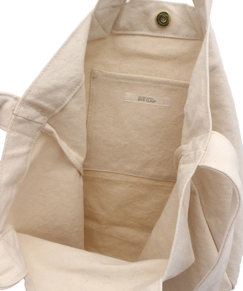 one after another NICE CLAUP（ワンアフターアナザーナイスクラップ）の「【ナイスクラップ】プリントショルダーバッグ（トートバッグ・レディース・ブラック/カーキ/オフホワイト・FREE）」の6枚目の写真