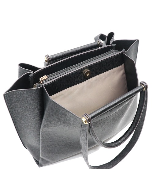 GUSCIO（グッシオ）の「【グッシオ ゴールドラベル】2ハンドルトートバッグ  オンオフ兼用 ビジネストート PC/A4対応（ビジネスバッグ・レディース・ブラック/グレー/アイボリー・FREE）」の10枚目の写真