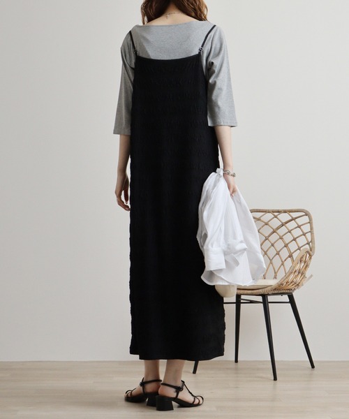 atONE(アットワン)の「atONE ボートネック七分袖プルオーバー(Tシャツ/カットソー・レディース・ブラック/カーキ/オフホワイト/チャコールグレー/杢グレー・L/LL/3L/4L/M)」の9枚目の写真
