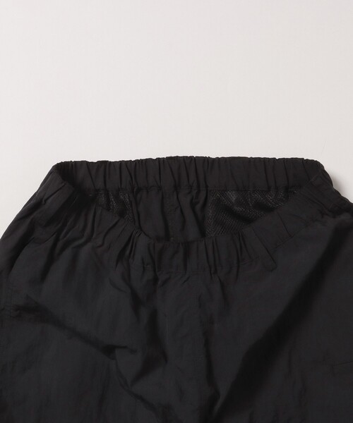 BEAMS GOLF（ビームスゴルフ）の「JONES × BEAMS GOLF / 別注 SHELTECH（R） ショートパンツ（その他パンツ・メンズ・ブラック/グレー・SMALL/MEDIUM/LARGE）」の20枚目の写真