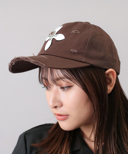 SPINNS(スピンズ)の「クロスデザイン ダメージコットンキャップ(キャップ・メンズ・ベージュ/ブラック/ブラウン・ONESIZE)」の14枚目の写真