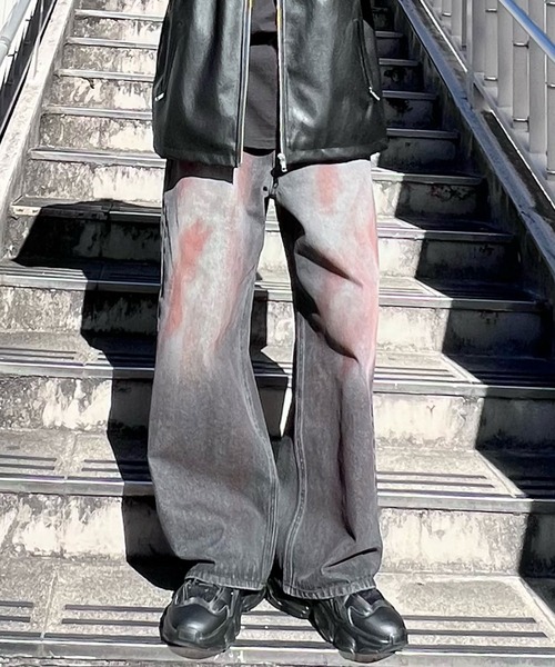 Figments(フィグメンツ)の「ダーティワイドデニムパンツ(デニムパンツ・レディース・インディゴブルー/ブラック・SMALL/MEDIUM/LARGE)」の2枚目の写真