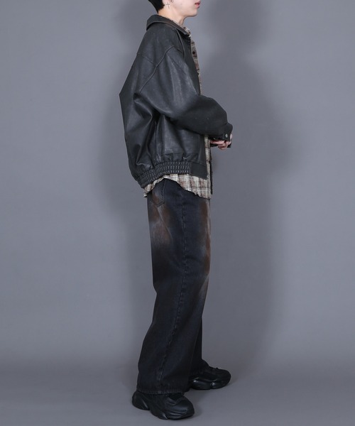 Figments(フィグメンツ)の「ダーティワイドデニムパンツ(デニムパンツ・レディース・インディゴブルー/ブラック・SMALL/MEDIUM/LARGE)」の9枚目の写真