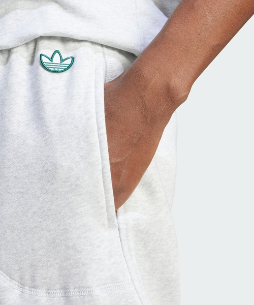 adidas（アディダス）の「VRCT スウェットパンツ / アディダスオリジナルス adidas Originals（スウェットパンツ・メンズ・ライトグレー・SMALL/XX-LARGE/LARGE/MEDIUM/X-LARGE/X-SMALL/3XL）」の3枚目の写真