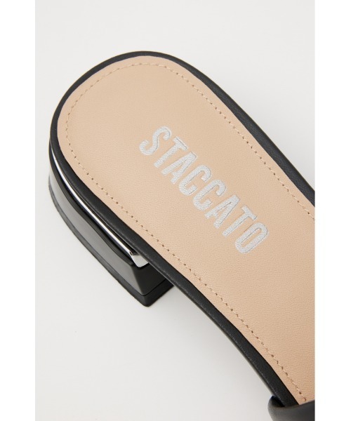 STACCATO(スタッカート)の「パトラローヒールサンダル(サンダル・レディース・ブラック/ホワイト・23.5cm/24.5cm/24cm/22.5cm/23cm)」の16枚目の写真