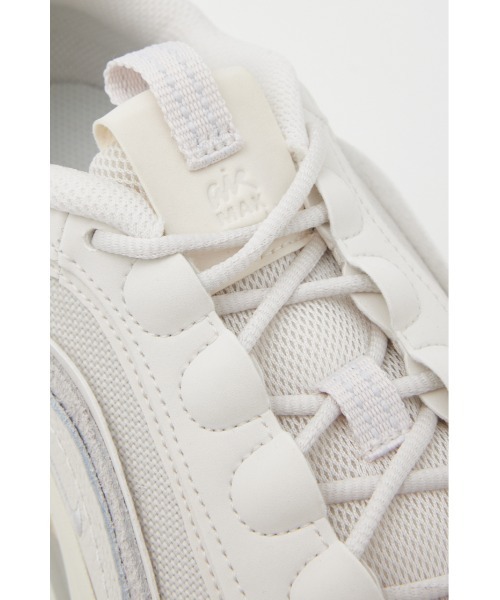 NIKE（ナイキ）の「エア マックス 97 フューチュラ（スニーカー・レディース・ブラック/アイボリー・23cm/23.5cm/24cm/24.5cm/25cm）」の21枚目の写真