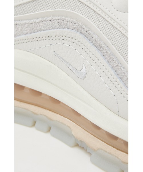 NIKE（ナイキ）の「エア マックス 97 フューチュラ（スニーカー・レディース・ブラック/アイボリー・23cm/23.5cm/24cm/24.5cm/25cm）」の22枚目の写真
