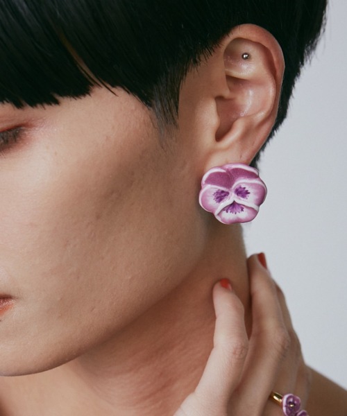 NACH（ナッシュ）の「Nach ピアス ハチ（ピアス（両耳用