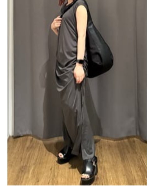 crie conforto（クリーコンフォルト）の「コンビクロスボディバッグ
