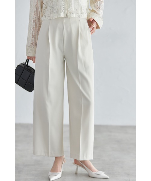 &. NOSTALGIA（アンドドットノスタルジア）の「ベルト付きタックストレートパンツ（その他パンツ・レディース・ベージュ/ライム/ピンク/アイボリー/ブラック/グレー/ブルー・S/M）」の2枚目の写真