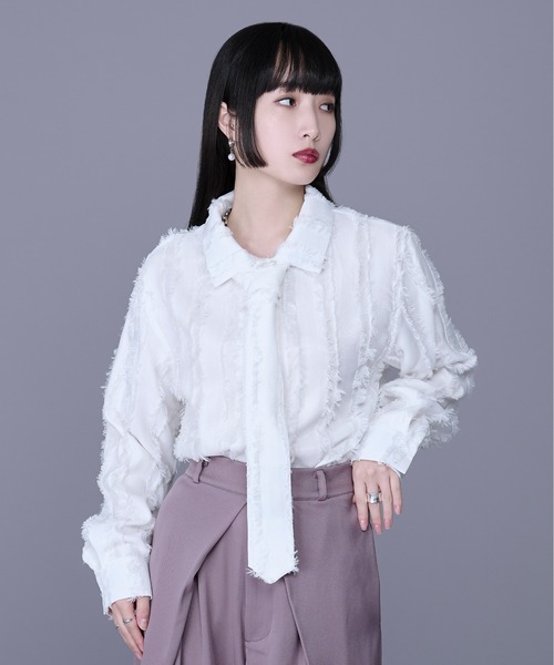 Ellno Loset(エルノロゼット)の「フリンジJQネクタイ付きシャツ(シャツ/ブラウス・メンズ・ホワイト/ブラック・SMALL/MEDIUM/LARGE)」の13枚目の写真