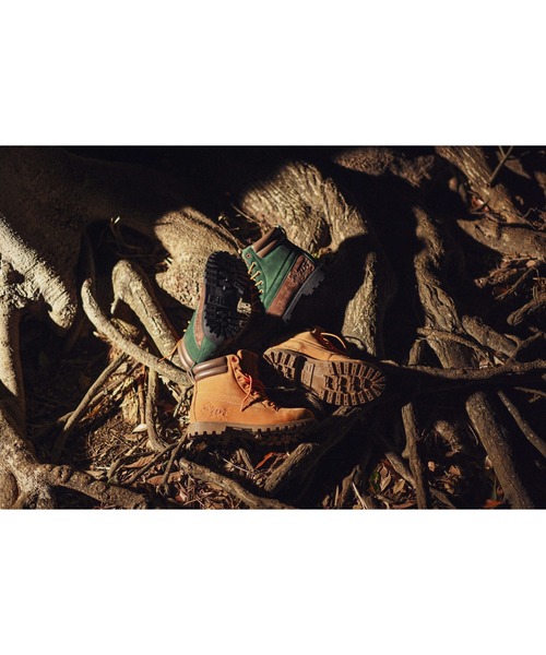 FILA(フィラ)の「【コラボ】ウォータース エッジ WP FS × 刃牙 / Watersedge WP FS x BAKI(ブーツ・メンズ・ウィート/ブラウン系その他・25.5cm/25.0cm/26.0cm/26.5cm/27.0cm/27.5cm/28.0cm/29.0cm)」の3枚目の写真