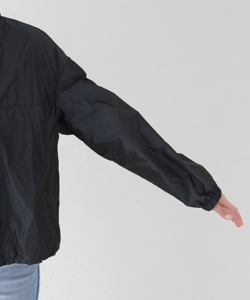 IENA(イエナ)の「【HERNO/ヘルノ】COMPACT BZ ブルゾン GI0000233D(ブルゾン・レディース・グレー/ネイビー・FREE)」の7枚目の写真