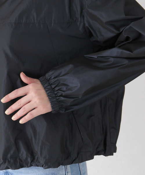 IENA(イエナ)の「【HERNO/ヘルノ】COMPACT BZ ブルゾン GI0000233D(ブルゾン・レディース・グレー/ネイビー・FREE)」の8枚目の写真