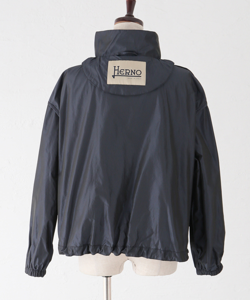 IENA(イエナ)の「【HERNO/ヘルノ】COMPACT BZ ブルゾン GI0000233D(ブルゾン・レディース・グレー/ネイビー・FREE)」の14枚目の写真