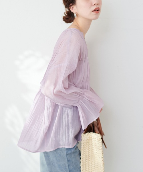 natural couture（ナチュラルクチュール）の「シアー素材キーネックギャザーブラウス（シャツ/ブラウス・レディース・オフホワイト/ブラック/ブルー系その他/ラベンダー・FREE）」の15枚目の写真