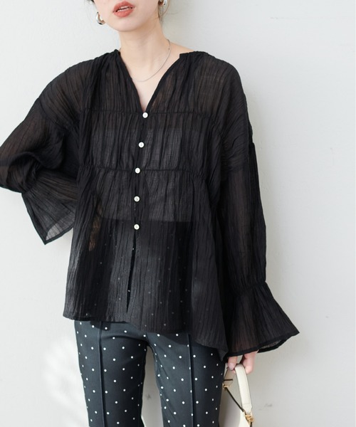 natural couture（ナチュラルクチュール）の「シアー素材キーネックギャザーブラウス（シャツ/ブラウス・レディース・オフホワイト/ブラック/ブルー系その他/ラベンダー・FREE）」の9枚目の写真