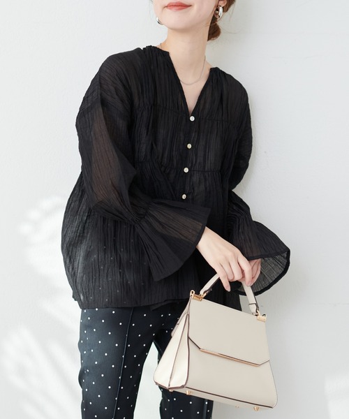 natural couture（ナチュラルクチュール）の「シアー素材キーネックギャザーブラウス（シャツ/ブラウス・レディース・オフホワイト/ブラック/ブルー系その他/ラベンダー・FREE）」の10枚目の写真