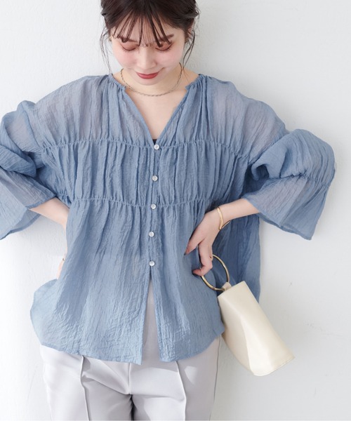 natural couture（ナチュラルクチュール）の「シアー素材キーネックギャザーブラウス（シャツ/ブラウス・レディース・オフホワイト/ブラック/ブルー系その他/ラベンダー・FREE）」の18枚目の写真