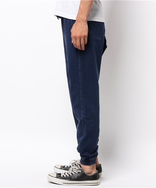 Denime（ドゥニーム）の「カットデニムジョガーパンツ（その他パンツ・メンズ・ブルー/ネイビー・MEDIUM/X-LARGE/LARGE）」の3枚目の写真