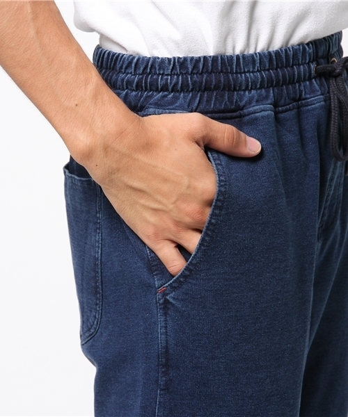 Denime（ドゥニーム）の「カットデニムジョガーパンツ（その他パンツ・メンズ・ブルー/ネイビー・MEDIUM/X-LARGE/LARGE）」の8枚目の写真