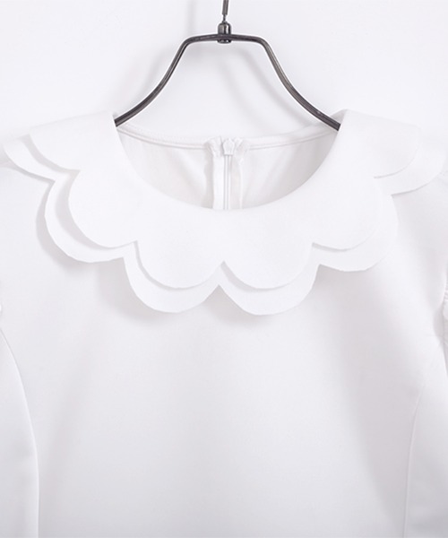 O.S.K（オーエスケー）の「[O.S.K] スカラップブラウス（シャツ/ブラウス・レディース・ブラック/ホワイト・L/M）」の10枚目の写真