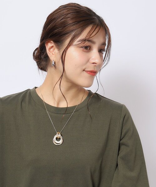 SHOO・LA・RUE（シューラルー）の「◆サークル樹脂メタルねじりネックレス（ネックレス・レディース・ゴールド/ピンクゴールド/シルバー・00）」の8枚目の写真