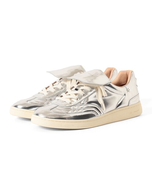 International Gallery BEAMS(インターナショナルギャラリービームス)の「FOOT INDUSTRY × International Gallery BEAMS / 別注 URBAN FOOTBALL SNEAKER シルバー(スニーカー・メンズ・シルバー・44/42/43/45/41)」の2枚目の写真