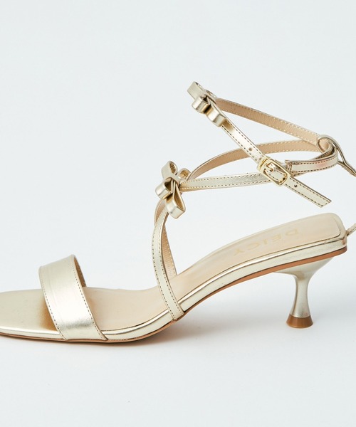 DEICY(デイシー)の「ダブルリボンサンダル(サンダル・レディース・ブラック/ゴールド・M/S/L)」の11枚目の写真