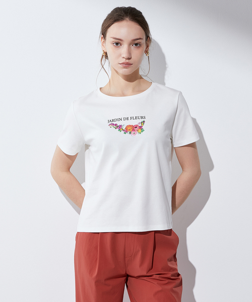 LE SOUK HOLIDAY(ルスークホリデー)の「【接触冷感・UVカット・汗じみ防止】ブーケプリントTシャツ(Tシャツ/カットソー・レディース・オフホワイト/イエロー/ブラック・M/L)」の2枚目の写真