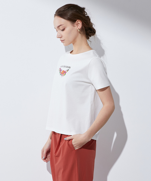 LE SOUK HOLIDAY(ルスークホリデー)の「【接触冷感・UVカット・汗じみ防止】ブーケプリントTシャツ(Tシャツ/カットソー・レディース・オフホワイト/イエロー/ブラック・M/L)」の6枚目の写真