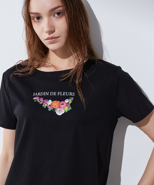 LE SOUK HOLIDAY(ルスークホリデー)の「【接触冷感・UVカット・汗じみ防止】ブーケプリントTシャツ(Tシャツ/カットソー・レディース・オフホワイト/イエロー/ブラック・M/L)」の20枚目の写真