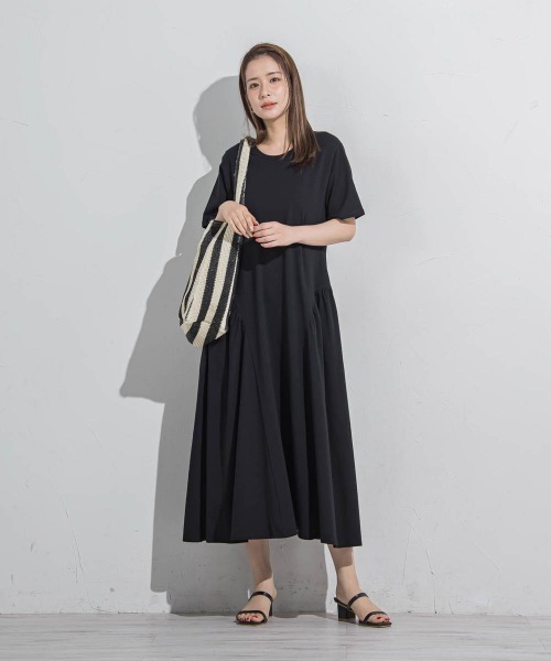 VICKY（ビッキー）の「【トレンドBAG】ストロー編みバッグ（トートバッグ・レディース・ベージュ系その他/ブラック系その他・FREE）」の4枚目の写真