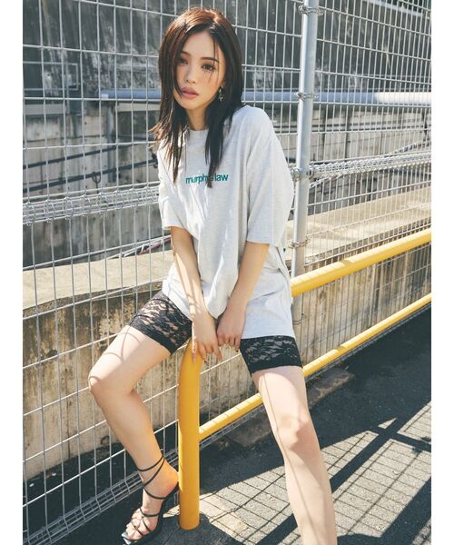 GYDA(ジェイダ)の「murphys law BUNNY BIG Tシャツ(Tシャツ/カットソー・レディース・ブラック/ライトグレー/オフホワイト・FREE)」の4枚目の写真