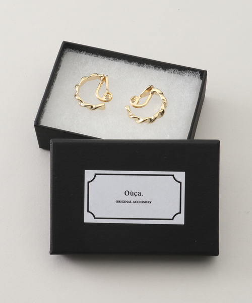 La TOTALITE（ラトータリテ）の「【Ouca/ウーサ】ツイストフープイヤリング（イヤリング・レディース・ゴールド・FREE）」の5枚目の写真