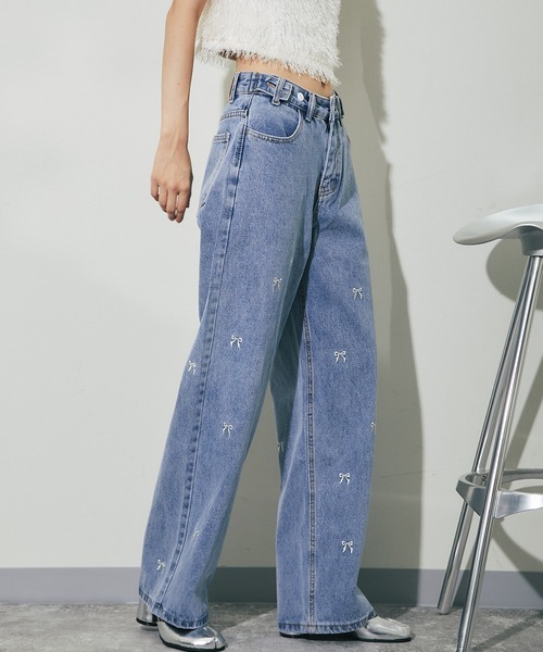 ANOTHER S（アナザーエス）の「リボン刺繍ワイドデニムパンツ（デニムパンツ・レディース・ブルー・S/M/L）」の3枚目の写真
