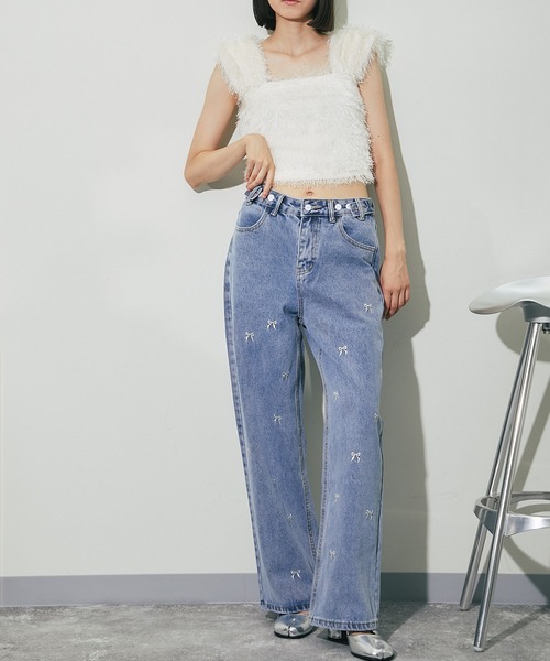 ANOTHER S（アナザーエス）の「リボン刺繍ワイドデニムパンツ（デニムパンツ・レディース・ブルー・S/M/L）」の4枚目の写真