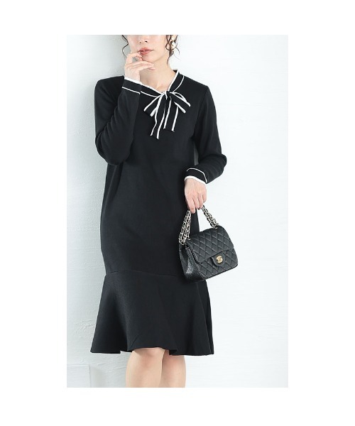 Sawa a la mode(サワアラモード)の「ボウタイリボン付きマーメイドニットワンピース(ワンピース・レディース・モカ/ブラック・FREE)」の20枚目の写真