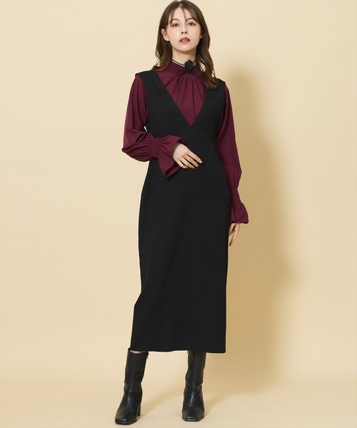 SWINGLE（スウィングル）の「2WAYシャーリングネックフレアスリーブブラウス（シャツ/ブラウス・レディース・ボルドー/オフホワイト/ブラック・FREE）」の9枚目の写真