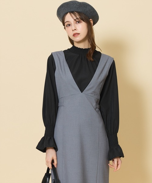 SWINGLE（スウィングル）の「2WAYシャーリングネックフレアスリーブブラウス（シャツ/ブラウス・レディース・ボルドー/オフホワイト/ブラック・FREE）」の13枚目の写真