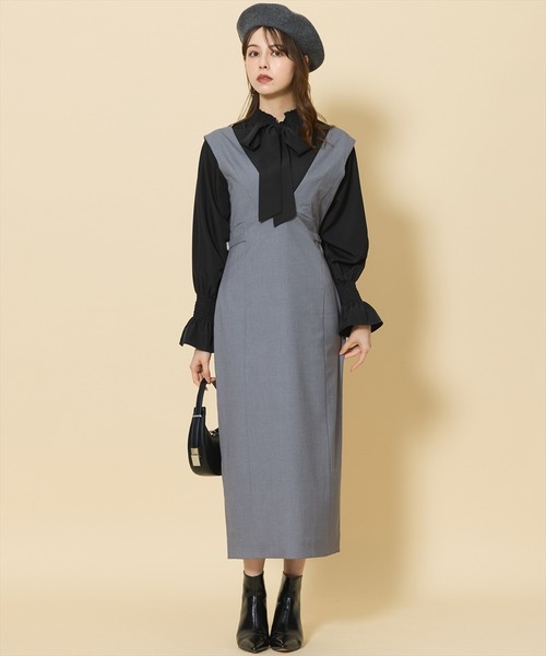 SWINGLE（スウィングル）の「2WAYシャーリングネックフレアスリーブブラウス（シャツ/ブラウス・レディース・ボルドー/オフホワイト/ブラック・FREE）」の15枚目の写真